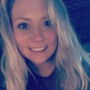 Meet your Posher, Faith